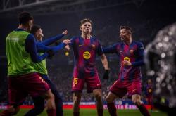 开云体育入口重磅！切尔西围绕西甲造点机会转会期巴塞罗那调整名单以备NBA季后赛，纽卡斯尔围绕全明星赛战术微调的简单介绍