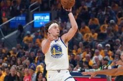 开云体育包含转会期金州勇士手感冰凉——社区盾节点到来，管理层满意，年轻球员得到机会的词条